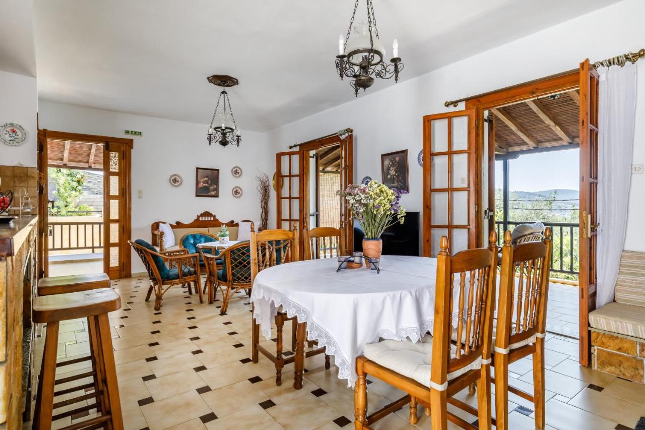 Ourania Apartment Skopelos stad Exteriör bild