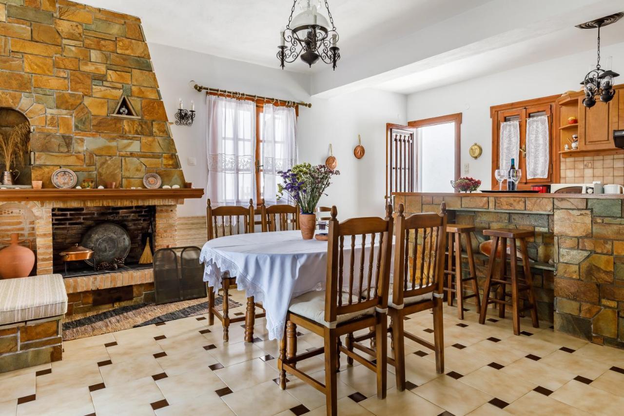 Ourania Apartment Skopelos stad Exteriör bild