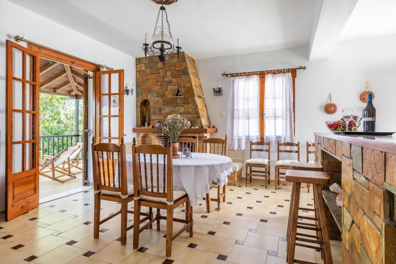 Ourania Apartment Skopelos stad Exteriör bild