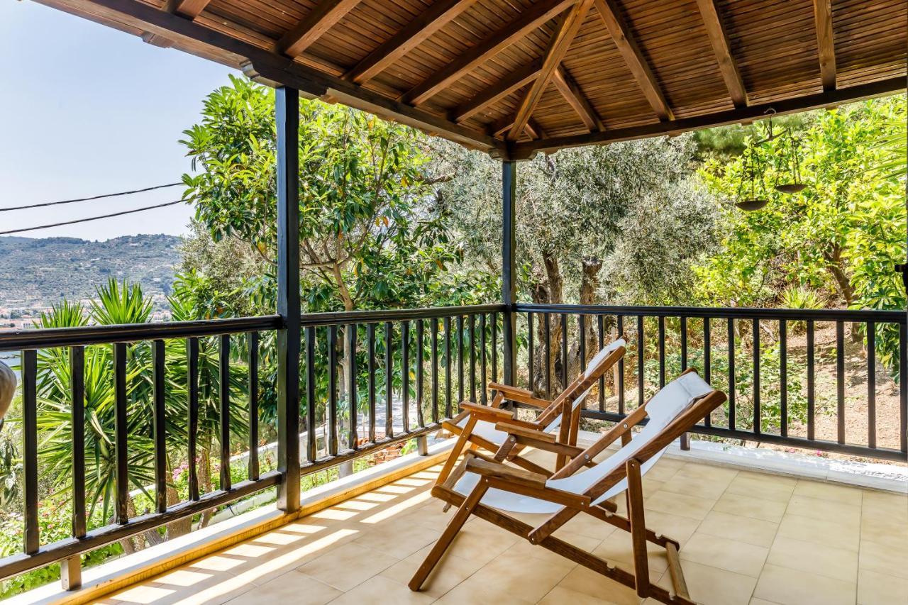 Ourania Apartment Skopelos stad Exteriör bild